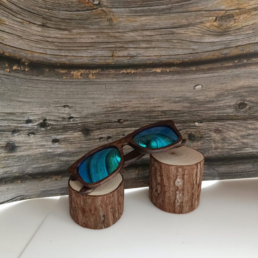 gafas de sol de madera de bambú polarizadas Livegens Sea Blue sostenibles inspiradas en el mar