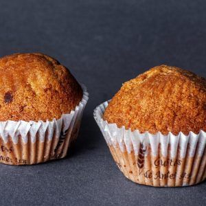 Pack de 6 unidades de muffins artesanales de trigo negrillo enriquecidos en harina bagazo de cerveza