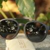 Gafas de sol de madera de sandalo. Elegantes, sostenibles y con carácter