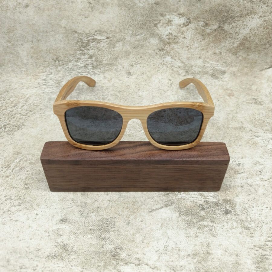 gafas de sol de madera de bambú polarizadas hechas a mano y sostenibles
