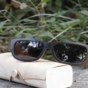 gafas de sol deportivas Livegens Darksport madera de sándalo y arce sostenibles