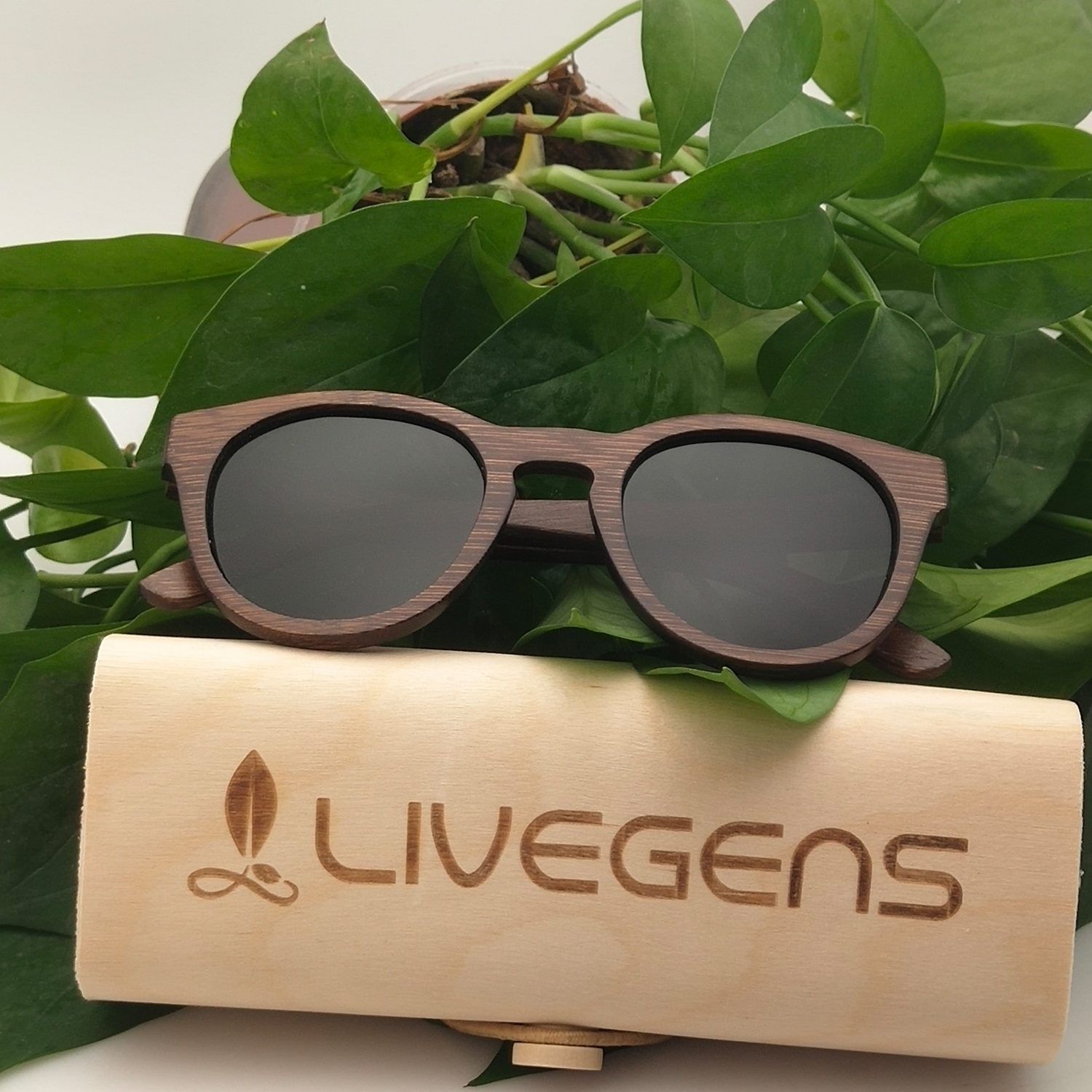 gafas de sol de bambú Livegens Darkbrown marrones elegancia sostenible