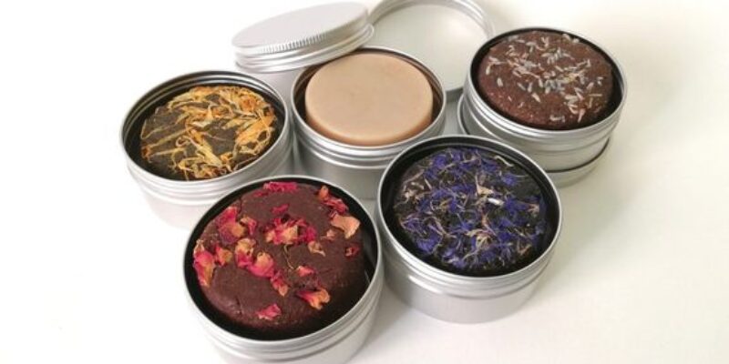 Descubre el champú sólido: qué es y cómo se utiliza.